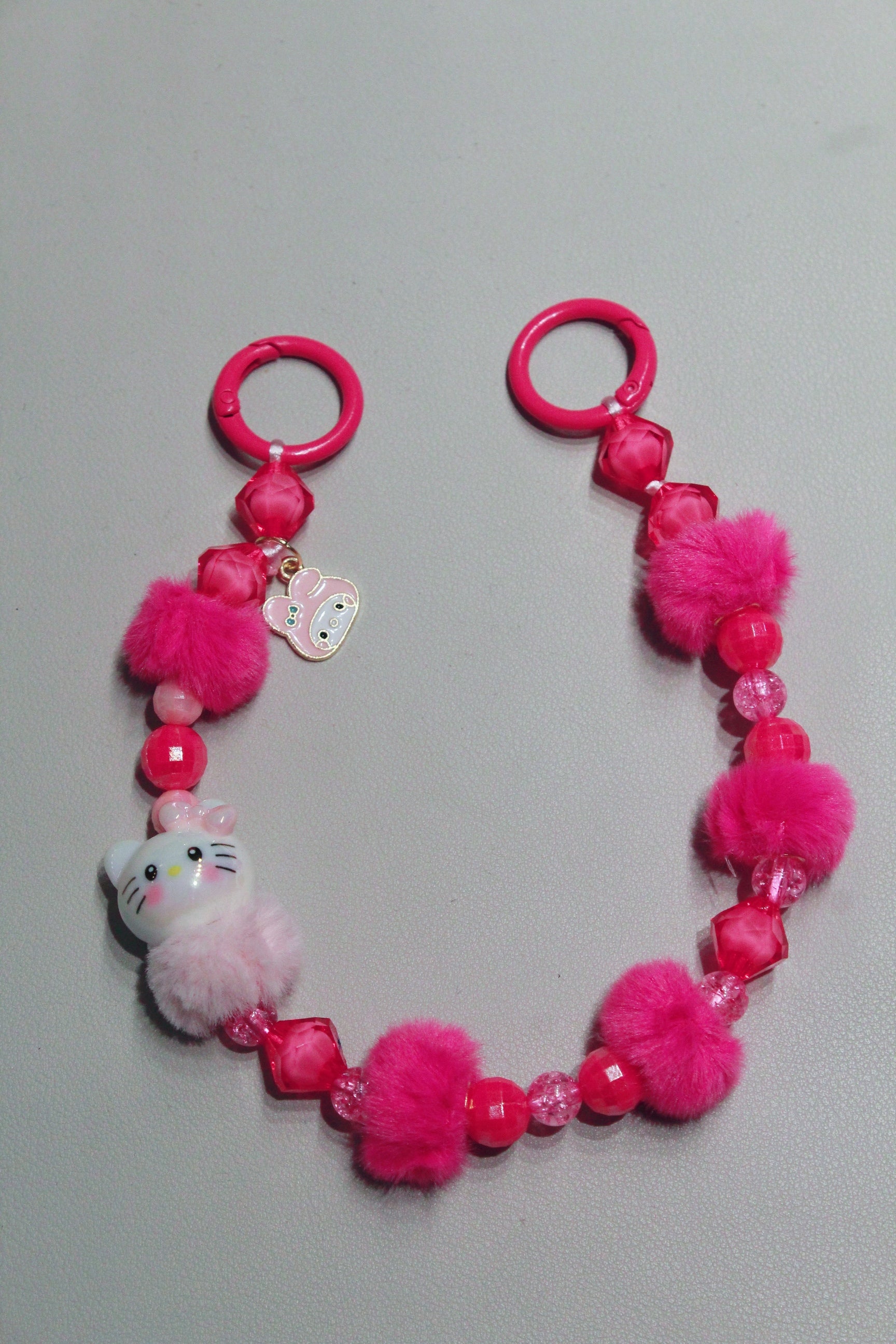 Pink Kitty Fluffy Charm – Handgefertigter Taschen- & Schlüsselanhänger
