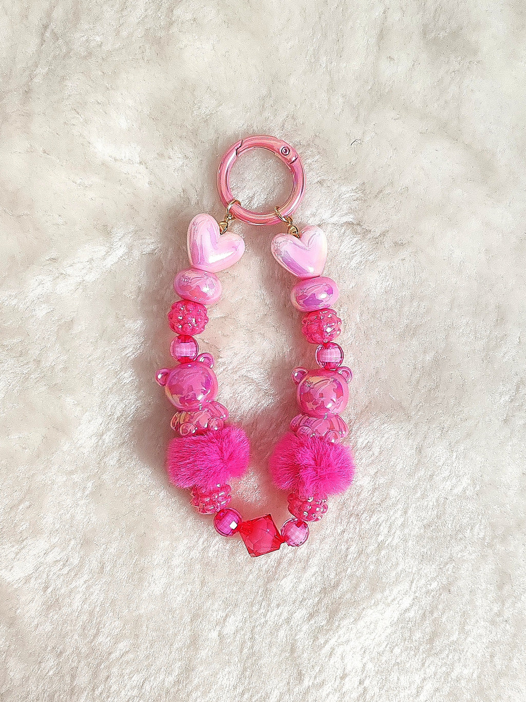 Teddy Heart Charm – Handgefertigter Schlüsselanhänger