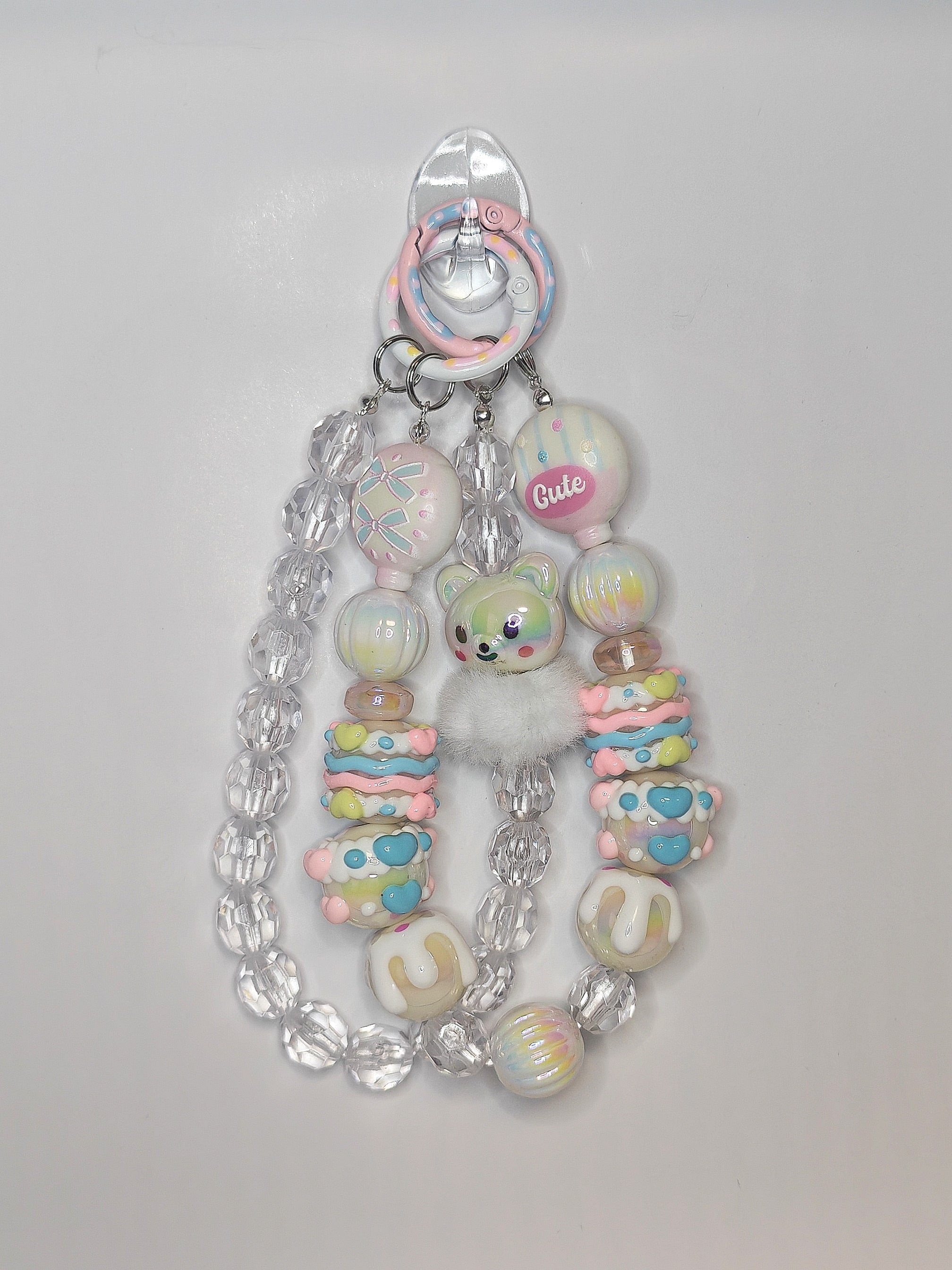 Candy Dream Bear Charm – Handgefertigter Kawaii Schlüsselanhänger