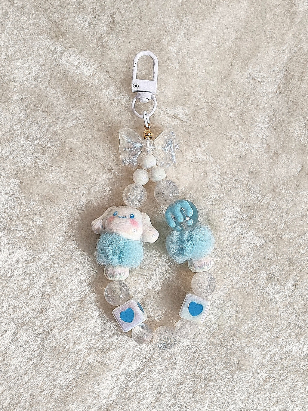 Cinnamoroll Sky Dream Charm – Handgefertigter Taschen- & Schlüsselanhänger