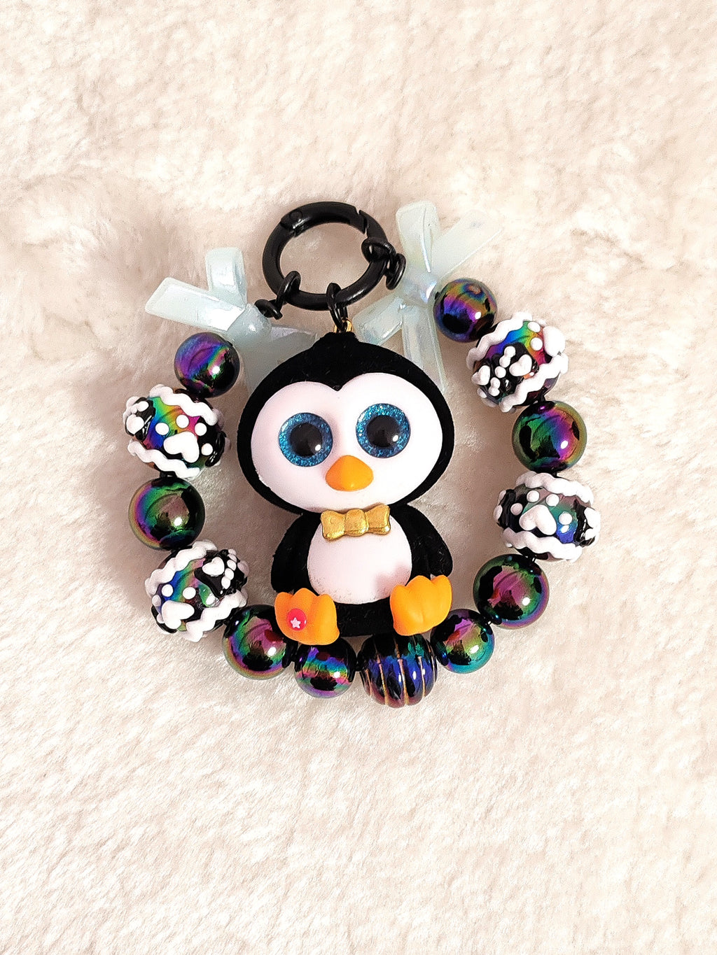 Midnight Penguin Charm – Handgefertigter Taschen- & Schlüsselanhänger