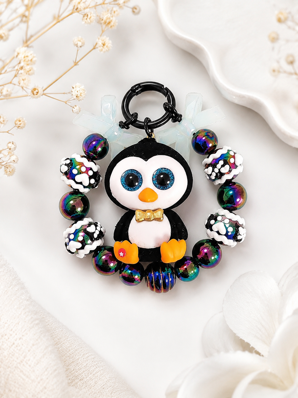 Midnight Penguin Charm – Handgefertigter Taschen- & Schlüsselanhänger