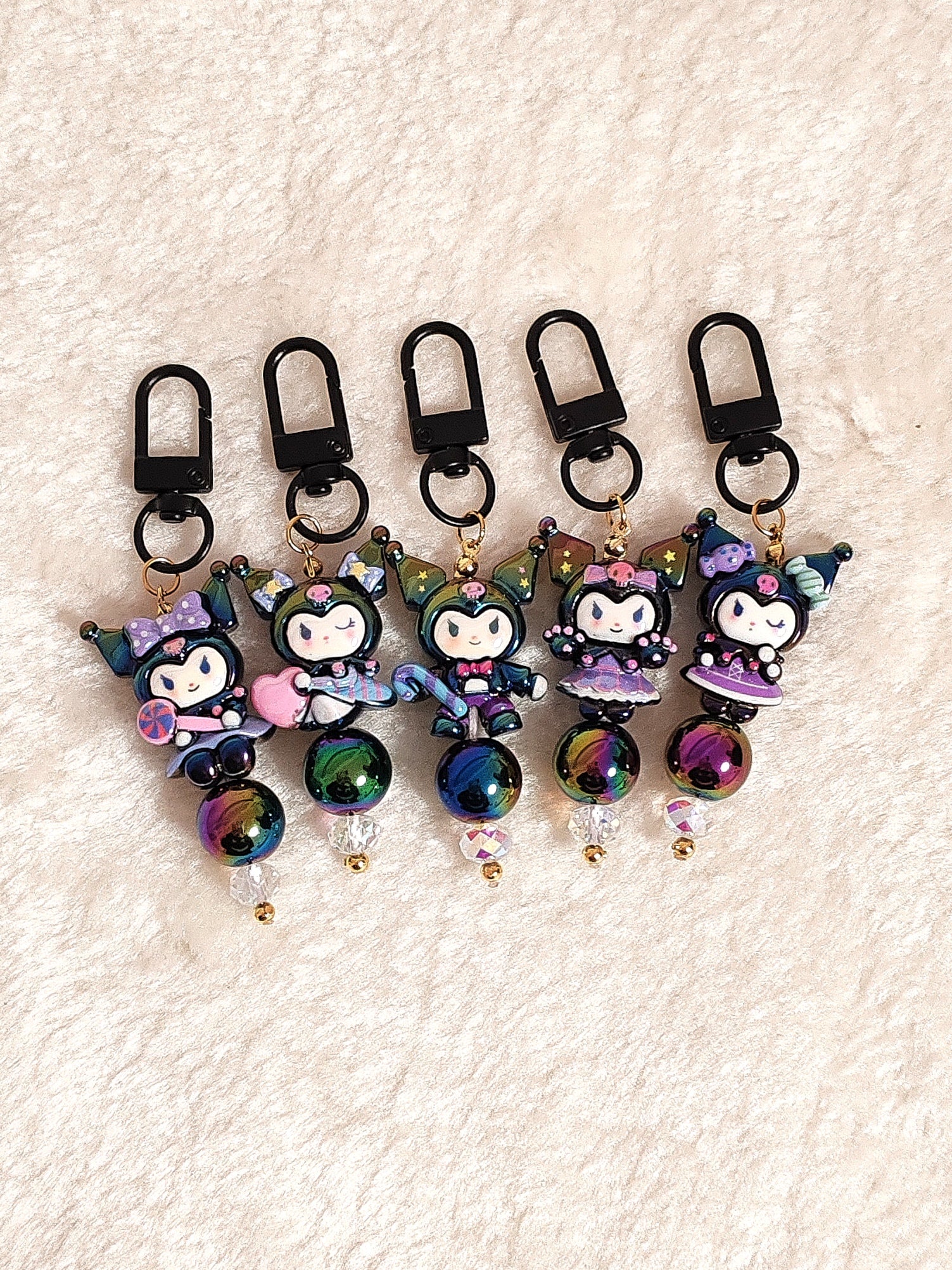 Kuromi Kawaii Schlüsselanhänger – Handgefertigtes Sammlerstück