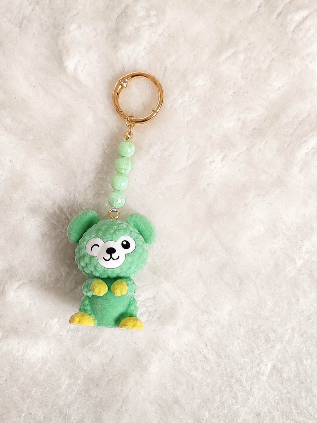 Grüner Hunde Charm Anhänger – Handmade