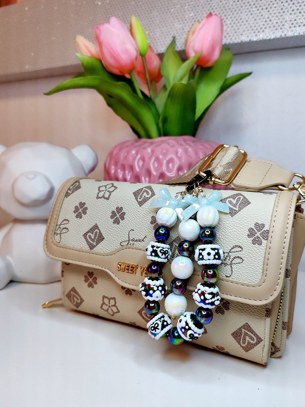 Handmade Perlen-Charm Anhänger – Midnight Pearl Edition