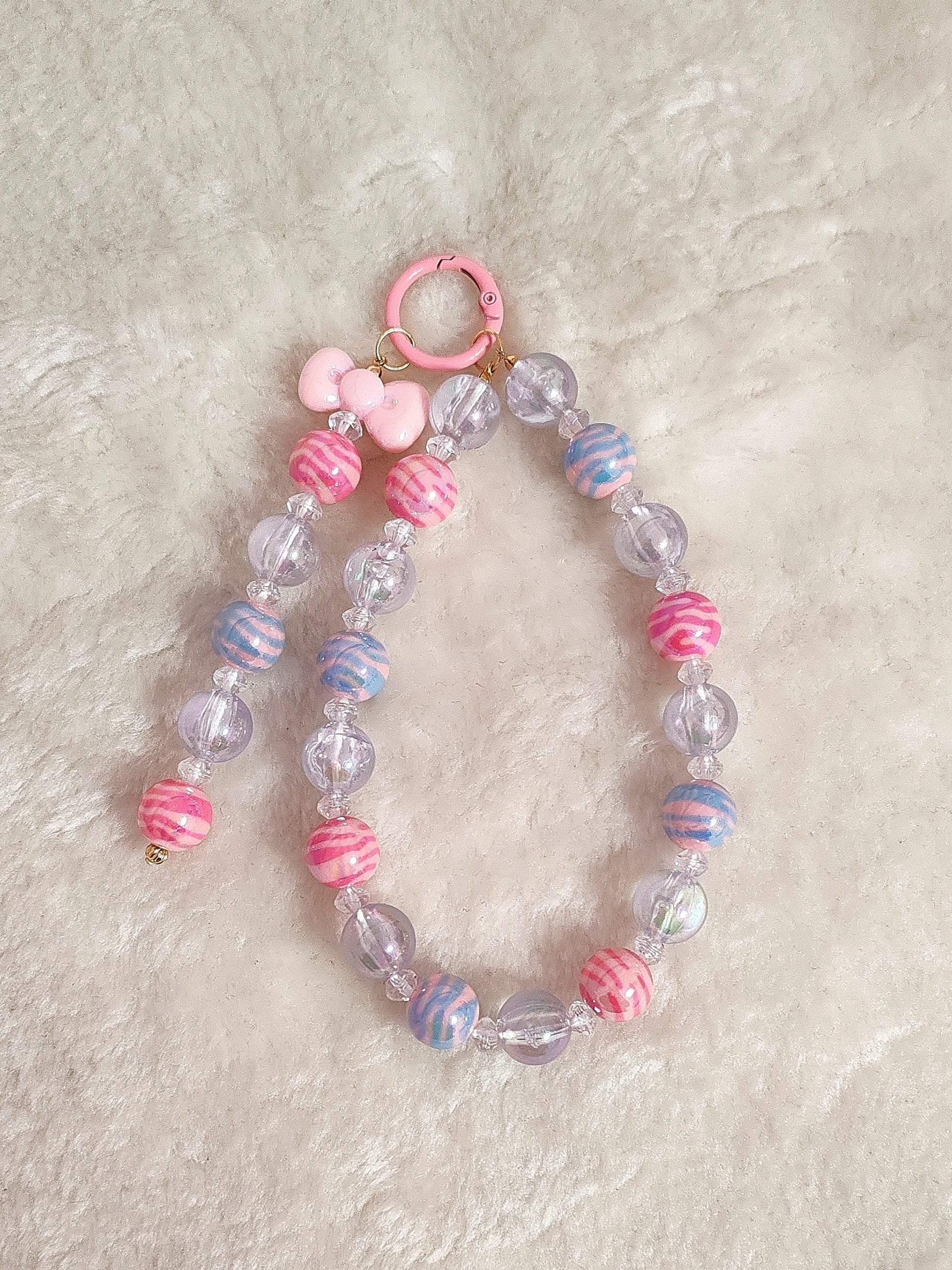 Candy Swirl Charm – Handgefertigter Kawaii Taschen- & Schlüsselanhänger